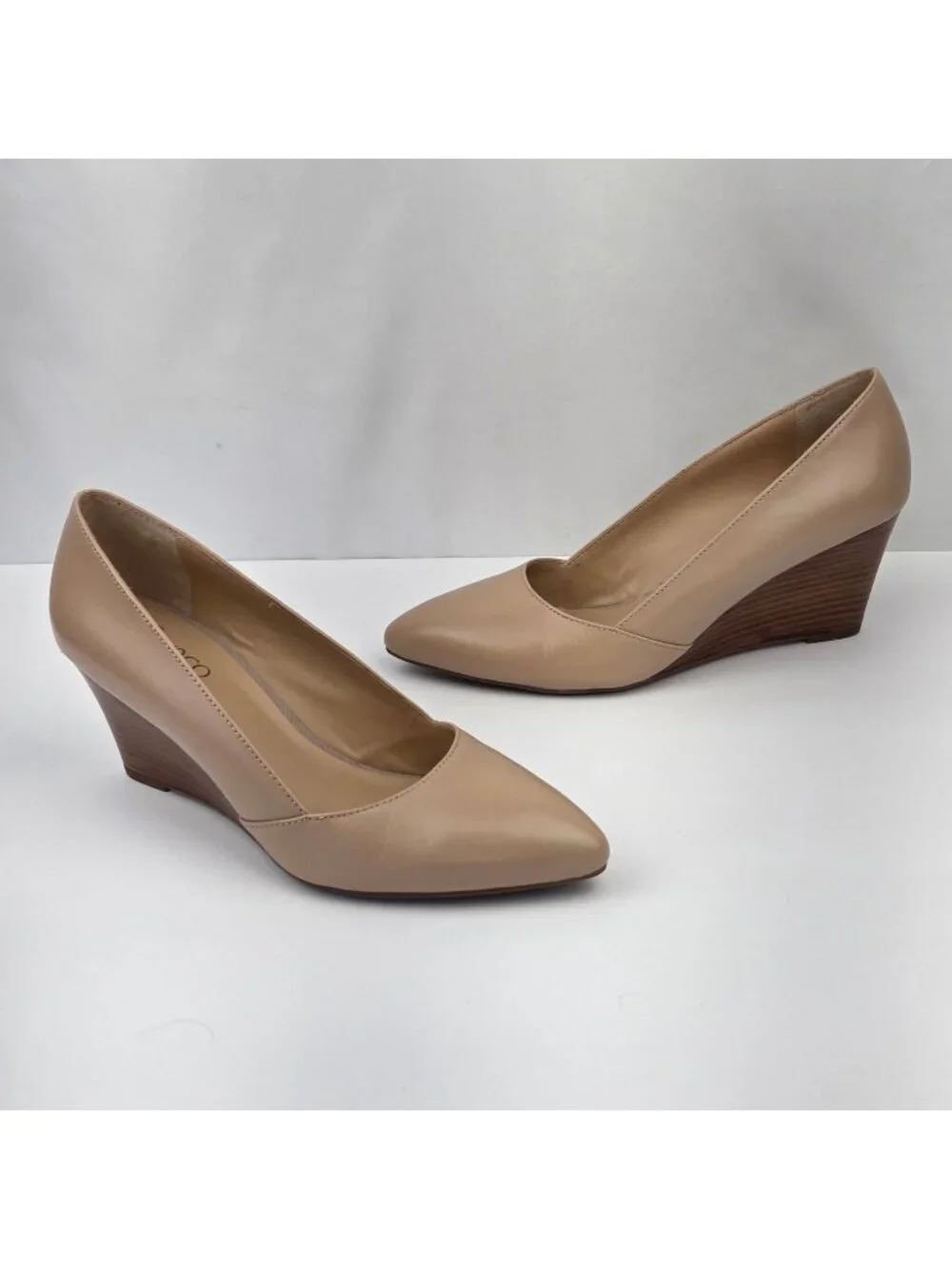 Franco Sarto Frankie Pointed Toe Leather Wedge Heels Nude Size 9M